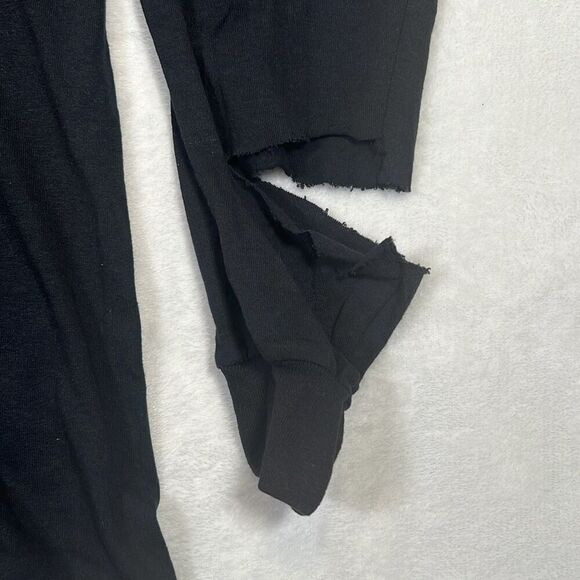 Megadeth limited release flaming winter skull long sleeve Shirt NWOT Men Large‎ - Picture 2 of 8